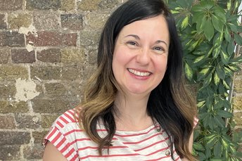 Michelle Russell Headshot